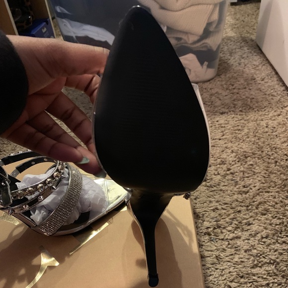 Miss Lola “finally famous” heels - Picture 4 of 4